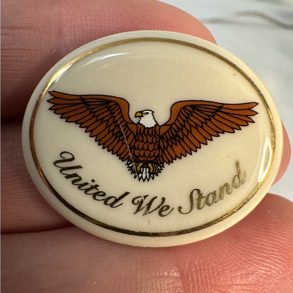 Lenox United We Stand Patriotic porcelain pin - Picture 3 of 6
